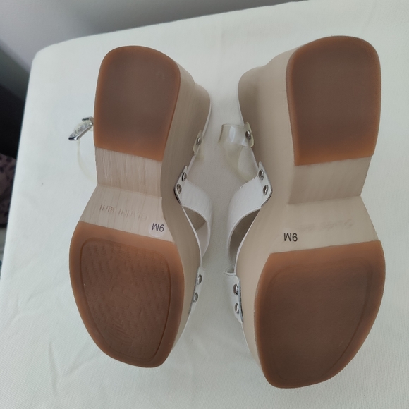 Gianni Bini white wedges Size 9 - Picture 10 of 16